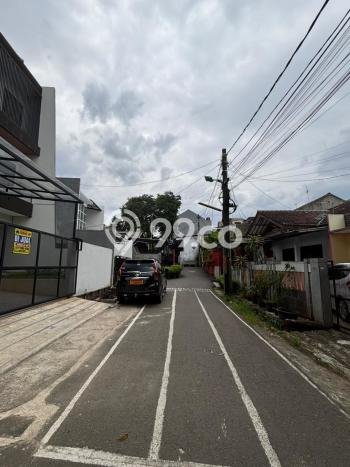 Dijual Rumah Premium dengan Fasilitas Sekitar Lengkap di Duren Sawit, Jakarta Timur Dijual Rumah Premium dengan Fasilitas Sekitar Lengkap di Duren Sawit, Jakarta Timur