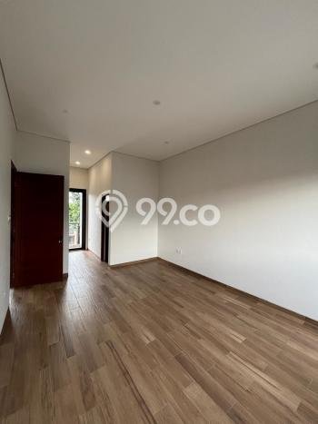 Dijual Rumah Premium dengan Fasilitas Sekitar Lengkap di Duren Sawit, Jakarta Timur Dijual Rumah Premium dengan Fasilitas Sekitar Lengkap di Duren Sawit, Jakarta Timur