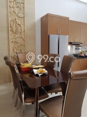 Disewakan! Rumah 8 Kamar Tidur &
8 Kamar Mandi di Pekayon, Bekasi Disewakan! Rumah 8 Kamar Tidur &
8 Kamar Mandi di Pekayon, Bekasi
