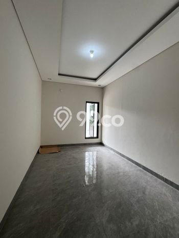 Rumah Mewah LB 250m2 Siap Huni Desain Elegan di Ciangsana, Bogor Rumah Mewah LB 250m2 Siap Huni Desain Elegan di Ciangsana, Bogor