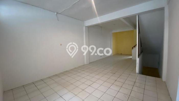 LOKASI SUPER STRATEGIS! Ruko di Bekasi Barat, Luas 219m², Area Bisnis LOKASI SUPER STRATEGIS! Ruko di Bekasi Barat, Luas 219m², Area Bisnis