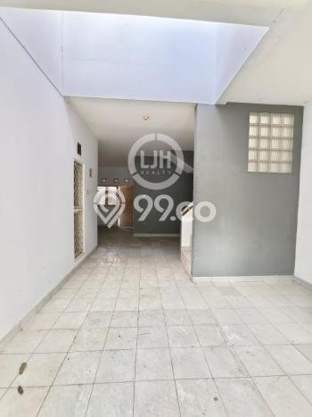 For Sale! Luxury House LT 140m2 Desain Elegan di Jaka Setia For Sale! Luxury House LT 140m2 Desain Elegan di Jaka Setia