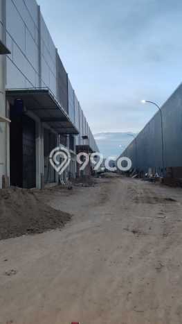 For Rent Gudang di Daan Mogot, Luas 1600m², Area Berkembang For Rent Gudang di Daan Mogot, Luas 1600m², Area Berkembang