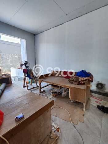 Rumah Elit Akses Strategis di Jakarta Barat Unfurnished Rumah Elit Akses Strategis di Jakarta Barat Unfurnished