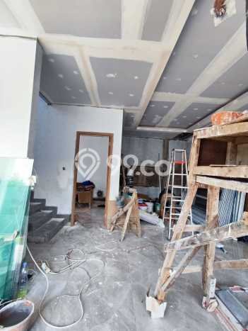 Rumah Elit Akses Strategis di Jakarta Barat Unfurnished Rumah Elit Akses Strategis di Jakarta Barat Unfurnished