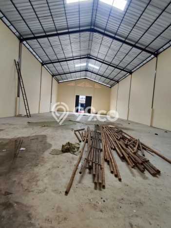 LOKASI STRATEGIS! Gudang Kawasan Kosambi, Luas 450m2m², Area Ramai, Ready Bisnis LOKASI STRATEGIS! Gudang Kawasan Kosambi, Luas 450m2m², Area Ramai, Ready Bisnis