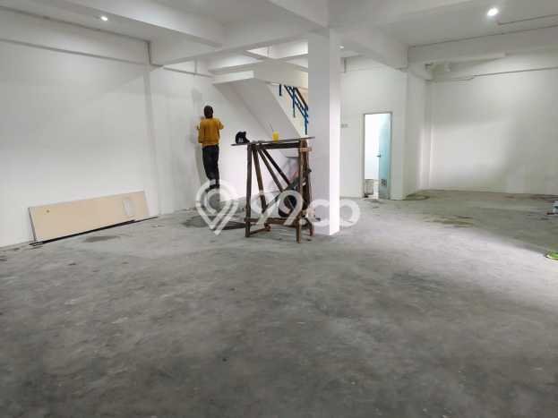 KAWASAN KOMERSIAL! Gudang For Rent Kawasan Cipondoh, Luas 1150m2m², Lokasi Premium KAWASAN KOMERSIAL! Gudang For Rent Kawasan Cipondoh, Luas 1150m2m², Lokasi Premium