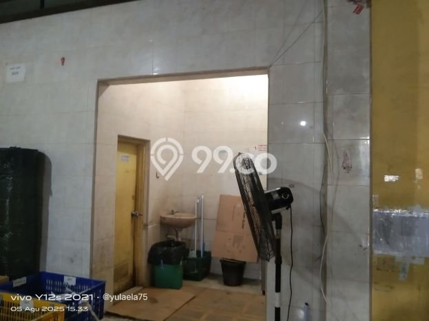 Gudang Disewakan di , Luas 650m2m², Jalan Strategis, Akses Bagus Gudang Disewakan di , Luas 650m2m², Jalan Strategis, Akses Bagus