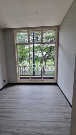 Rumah Strategis di Pusat Kota Gading Serpong The Spring, Tangerang - LT 286m2m² Rumah Strategis di Pusat Kota Gading Serpong The Spring, Tangerang - LT 286m2m²