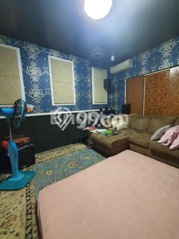 Dijual Rumah Mewah Elegan Dengan View Cantik di Kendangsari, Surabaya Dijual Rumah Mewah Elegan Dengan View Cantik di Kendangsari, Surabaya