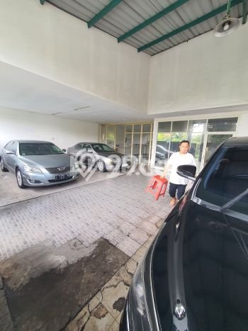 Komersial Premium Kawasan Manyar, Luas 864m2m², Lokasi Jalan Utama Komersial Premium Kawasan Manyar, Luas 864m2m², Lokasi Jalan Utama
