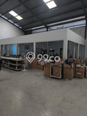 Gudang Disewa di Tangerang dengan LB 7000m2 Area Komersial Ramai Gudang Disewa di Tangerang dengan LB 7000m2 Area Komersial Ramai
