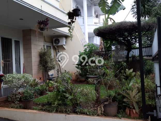 Rumah Eksklusif Dijual LT 235m2 di Kebon Jeruk, Jakarta Barat Rumah Eksklusif Dijual LT 235m2 di Kebon Jeruk, Jakarta Barat