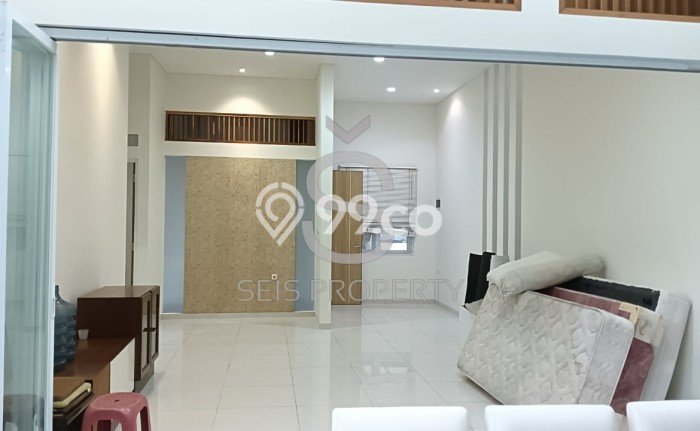 Rumah Mewah LB 127m2 Siap Pakai Desain Elegan di Kota Baru Parahyangan, Bandung Rumah Mewah LB 127m2 Siap Pakai Desain Elegan di Kota Baru Parahyangan, Bandung