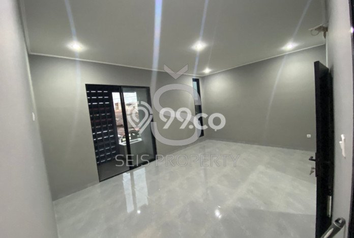 Rumah Modern 3 KT di Taman Kopo Indah Bandung Unfurnished Rumah Modern 3 KT di Taman Kopo Indah Bandung Unfurnished