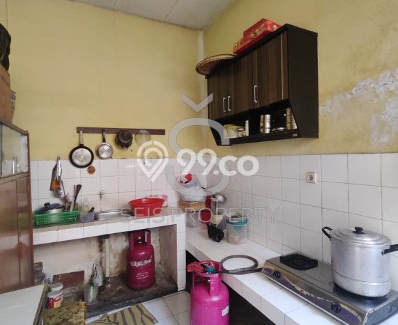 Area Ramai! Ruko Dijual di Cimahi Tengah untuk Bisnis Luas Bangunan 310m2 Area Ramai! Ruko Dijual di Cimahi Tengah untuk Bisnis Luas Bangunan 310m2