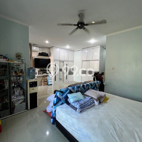Turun Harga! Rumah Bagus Unik Langka Kavling Polri Jelambar! Turun Harga! Rumah Bagus Unik Langka Kavling Polri Jelambar!