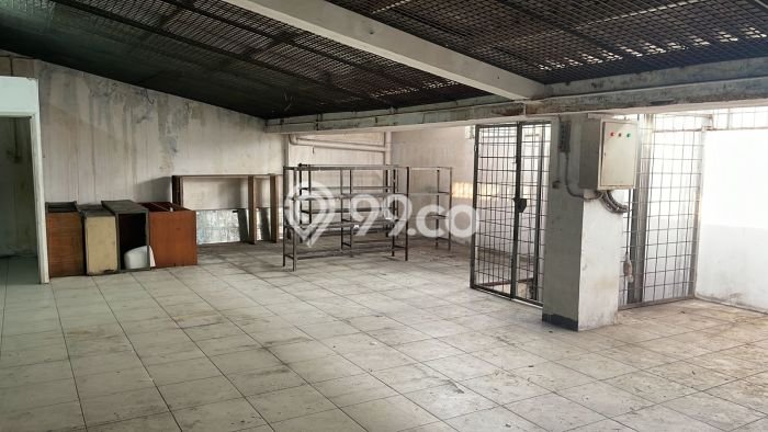 Dijual! Ruko di Cideng Jakarta Pusat LT 286m2 / LB 432m2 Kawasan Strategis Dijual! Ruko di Cideng Jakarta Pusat LT 286m2 / LB 432m2 Kawasan Strategis