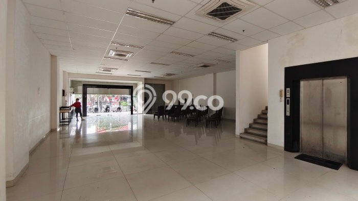 Kantor Dijual di Prime Area Jakarta Pusat Luas 1000m2 Kantor Dijual di Prime Area Jakarta Pusat Luas 1000m2