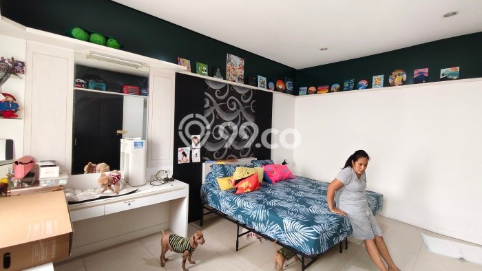 Rumah Luas Asri 4 KT Siap Pakai di Bojong Indah Jakarta Barat Rumah Luas Asri 4 KT Siap Pakai di Bojong Indah Jakarta Barat