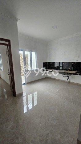 Dijual Hunian Rumah Terawat 4 KT di Cisaranten, Bandung Dijual Hunian Rumah Terawat 4 KT di Cisaranten, Bandung