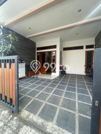 Rumah Modern 4 KT di Sariwangi Bandung Rumah Modern 4 KT di Sariwangi Bandung