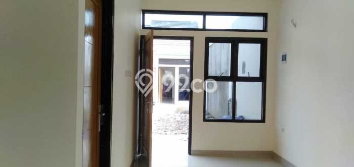 Dijual Cepat Rumah Bagus Siap Huni LB 50m2 di Pasar Rebo, Jakarta Timur Dijual Cepat Rumah Bagus Siap Huni LB 50m2 di Pasar Rebo, Jakarta Timur