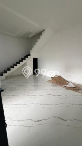 For Sale Rumah 3 Kamar Lokasi Strategis Bagus dan Strategis di Ciracas For Sale Rumah 3 Kamar Lokasi Strategis Bagus dan Strategis di Ciracas