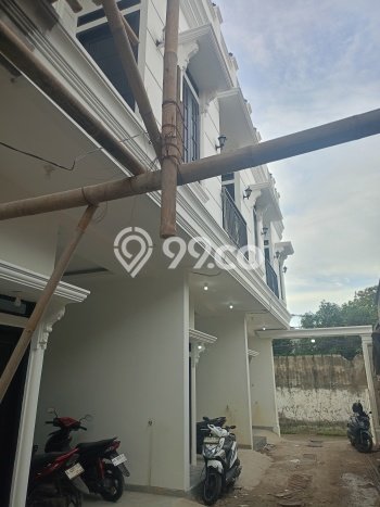 Rumah Luas Asri 4 KT Siap Huni di Condet Jakarta Timur Rumah Luas Asri 4 KT Siap Huni di Condet Jakarta Timur