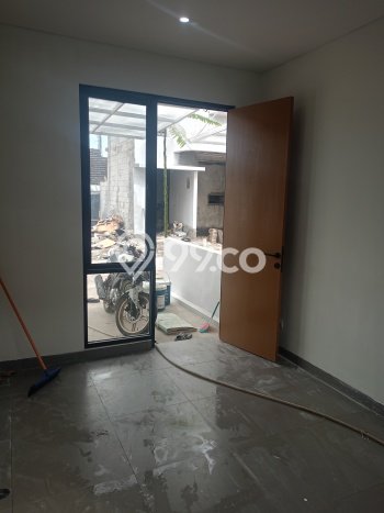 Dijual Rumah Strategis Bagus Punya 2 KT di Tapos Depok SHM Dijual Rumah Strategis Bagus Punya 2 KT di Tapos Depok SHM
