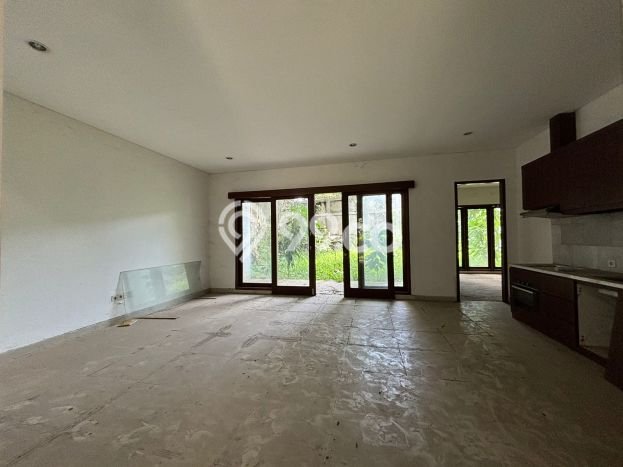 Rumah Elit LB 260m2 Siap Pakai Desain Elegan di Bintaro, Tangerang Selatan Rumah Elit LB 260m2 Siap Pakai Desain Elegan di Bintaro, Tangerang Selatan