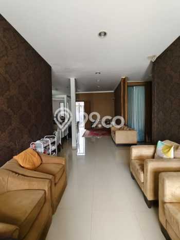 Dijual Rumah Premium dengan Fasilitas Sekitar Komplit di Ciputat, Tangerang Selatan Dijual Rumah Premium dengan Fasilitas Sekitar Komplit di Ciputat, Tangerang Selatan