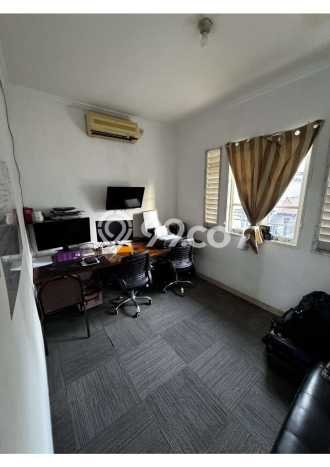 Rumah Elit Modern Siap Huni di Bintaro Jakarta Selatan Rumah Elit Modern Siap Huni di Bintaro Jakarta Selatan