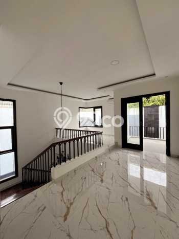 Rumah Elit Modern Tanpa Renovasi di Sektor 8 - Bintaro Tangerang Selatan Rumah Elit Modern Tanpa Renovasi di Sektor 8 - Bintaro Tangerang Selatan