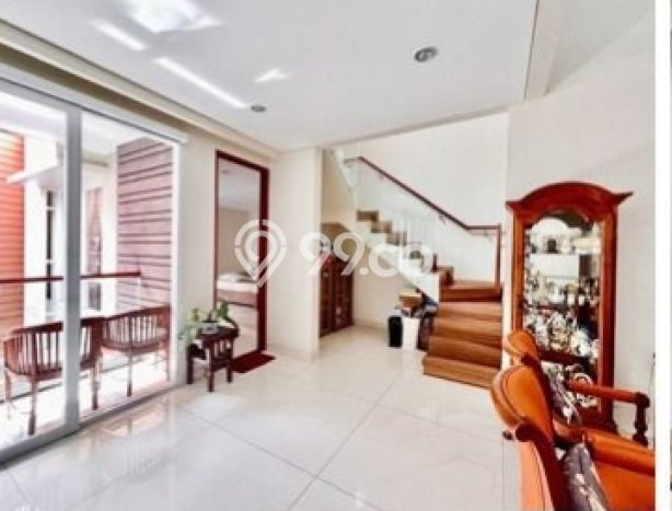 Dijual Rumah Luas Elegan Dengan View Eksklusif di Lebak Bulus, Jakarta Selatan Dijual Rumah Luas Elegan Dengan View Eksklusif di Lebak Bulus, Jakarta Selatan