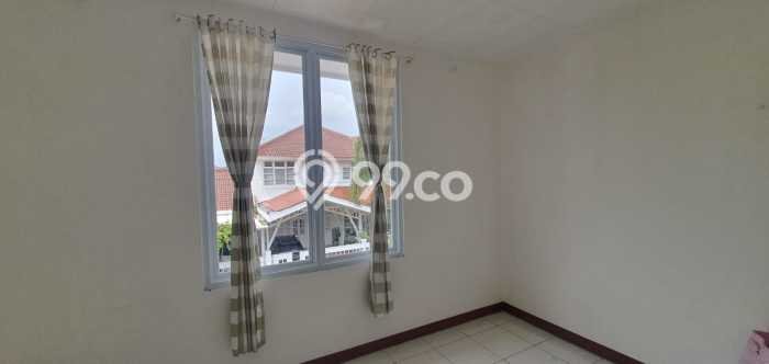 Rumah Mewah LB 207m2 Siap Pakai Desain Elegan di Bintaro, Tangerang Selatan Rumah Mewah LB 207m2 Siap Pakai Desain Elegan di Bintaro, Tangerang Selatan