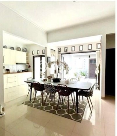 Jual Rumah Mewah Elegan Dengan View Eksklusif di Bintaro, Tangerang Selatan Jual Rumah Mewah Elegan Dengan View Eksklusif di Bintaro, Tangerang Selatan
