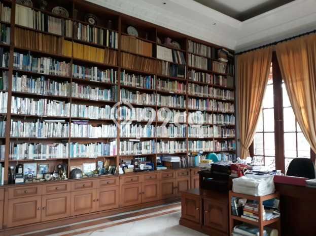 Dijual Rumah Mewah Exclusive di Cilandak, Jakarta Selatan Dijual Rumah Mewah Exclusive di Cilandak, Jakarta Selatan