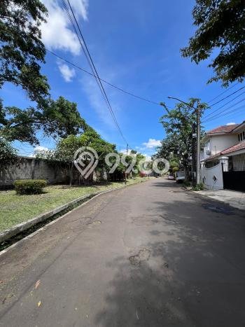 Rumah Luxury Modern Tanpa Renovasi di Sektor 9-Bintaro Tangerang Selatan Rumah Luxury Modern Tanpa Renovasi di Sektor 9-Bintaro Tangerang Selatan