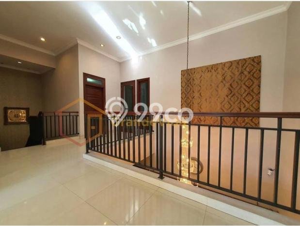 Rumah Elit Modern Tanpa Renovasi di Duren Tiga Jakarta Selatan Rumah Elit Modern Tanpa Renovasi di Duren Tiga Jakarta Selatan