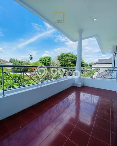 Disewakan Rumah Murah di Pejaten Jakarta Selatan dengan 5 Kamar Tidur Disewakan Rumah Murah di Pejaten Jakarta Selatan dengan 5 Kamar Tidur