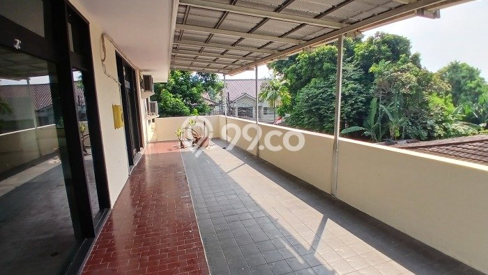 Rumah Bagus Disewakan di Kemang, Jakarta Selatan LT 1400m2, LB 750m2 Rumah Bagus Disewakan di Kemang, Jakarta Selatan LT 1400m2, LB 750m2