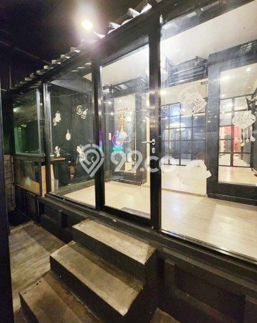 Rumah Elit Modern Siap Huni di Jati Padang Jakarta Selatan Rumah Elit Modern Siap Huni di Jati Padang Jakarta Selatan