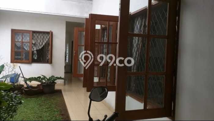 Rumah Mewah LB 375m2 Siap Huni Desain Elegan di Lebak Bulus, Jakarta Selatan Rumah Mewah LB 375m2 Siap Huni Desain Elegan di Lebak Bulus, Jakarta Selatan