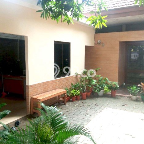 Dijual Hunian Mewah dengan Fasilitas Sekitar Lengkap di Menteng, Jakarta Pusat Dijual Hunian Mewah dengan Fasilitas Sekitar Lengkap di Menteng, Jakarta Pusat