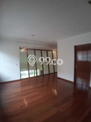 Disewakan! Rumah 3 Kamar Tidur &
3 Kamar Mandi di Kemang, Jakarta Selatan Disewakan! Rumah 3 Kamar Tidur &
3 Kamar Mandi di Kemang, Jakarta Selatan