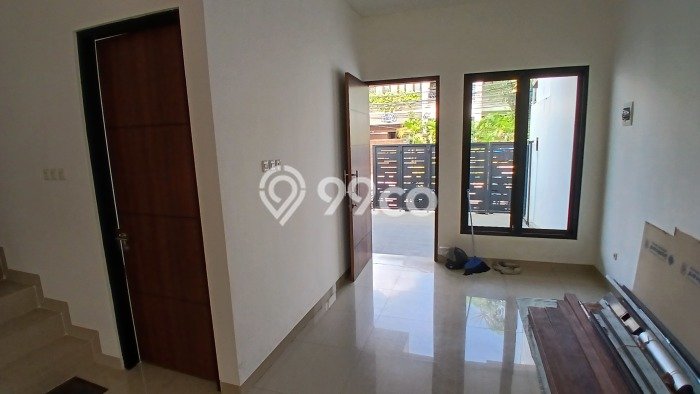 For Sale! Premium House LT 93m2 Desain Elegan di Kalibata For Sale! Premium House LT 93m2 Desain Elegan di Kalibata