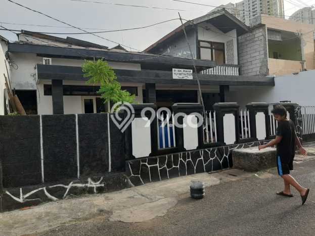 Unit Kost Dijual di Setiabudi dengan 12 Kamar Kawasan Ramai Unit Kost Dijual di Setiabudi dengan 12 Kamar Kawasan Ramai