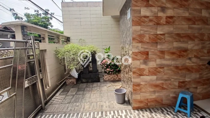 Dijual Hunian Mewah dengan Fasilitas Sekitar Komplit di Tebet, Jakarta Selatan Dijual Hunian Mewah dengan Fasilitas Sekitar Komplit di Tebet, Jakarta Selatan