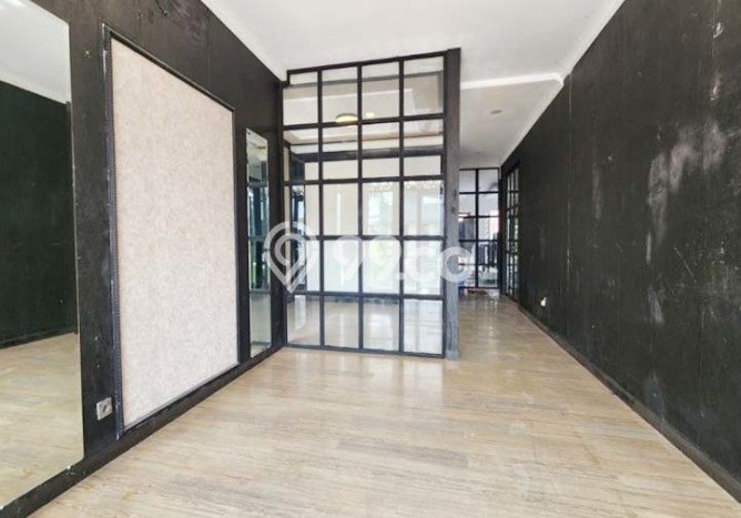 Rumah Elit Modern Siap Huni di Jati Padang Jakarta Selatan Rumah Elit Modern Siap Huni di Jati Padang Jakarta Selatan